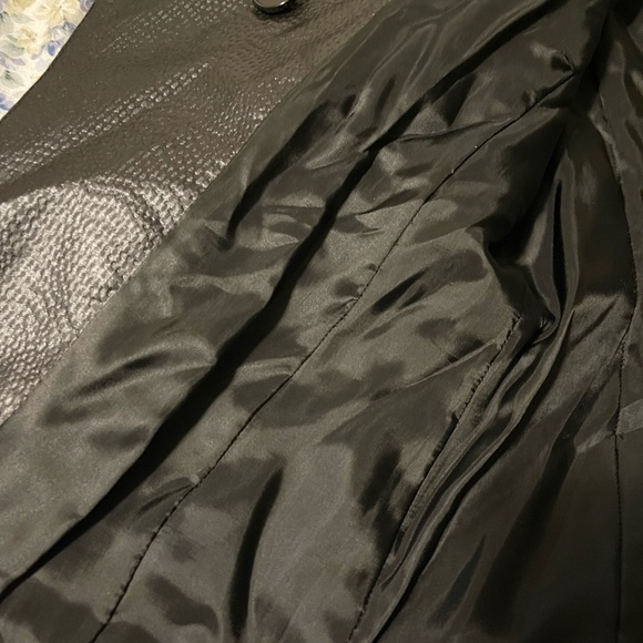 Black shiny Jacket - Picture 8 of 10